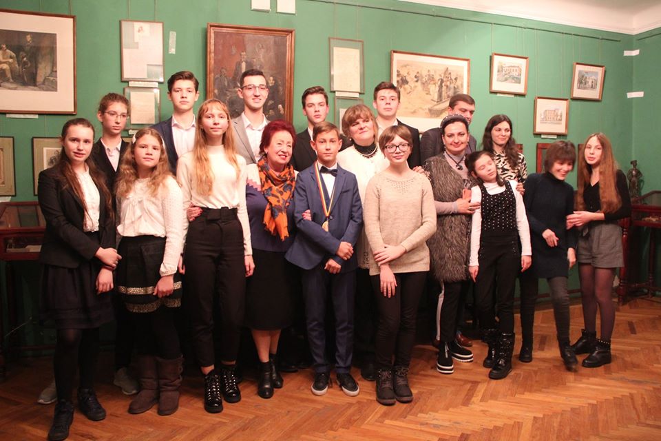 В Кишинёве с 29 по 1 декабря проходит 6 международный литературный фестиваль «Пушкинская горка»В этом году впервые в нём приняли участие учащиеся нашего лицея. Они состязались в двух номинациях «Чтецы» […]