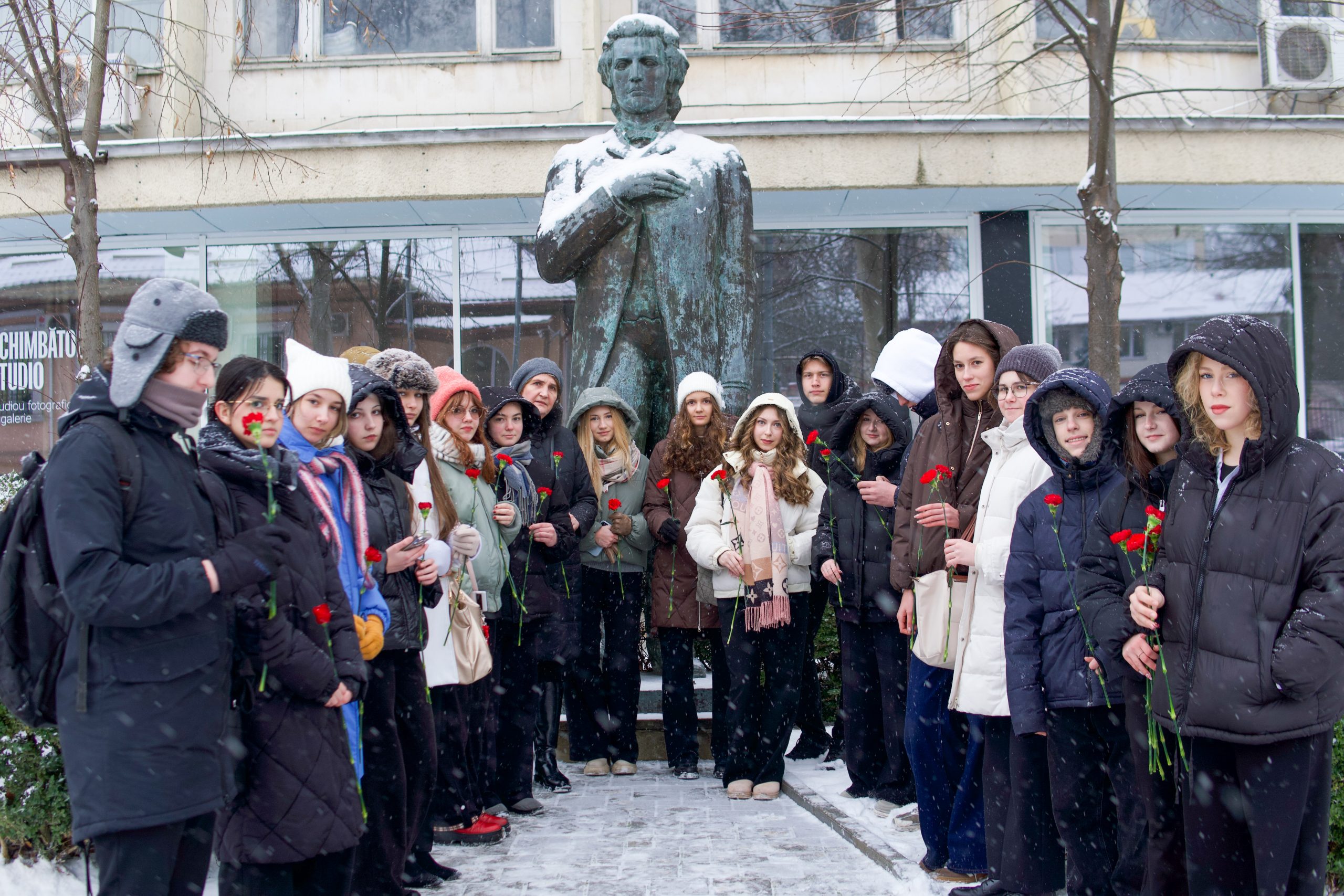 15 ianuarie – Ziua lui Mihai Eminescu În fiecare an, la 15 ianuarie, comunitatea noastră educațională aduce un omagiu marelui poet Mihai Eminescu – simbol al culturii, limbii și spiritului [&hellip;]